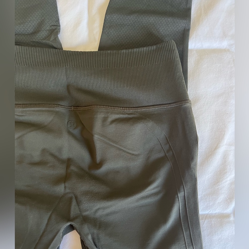 Lululemon leggings